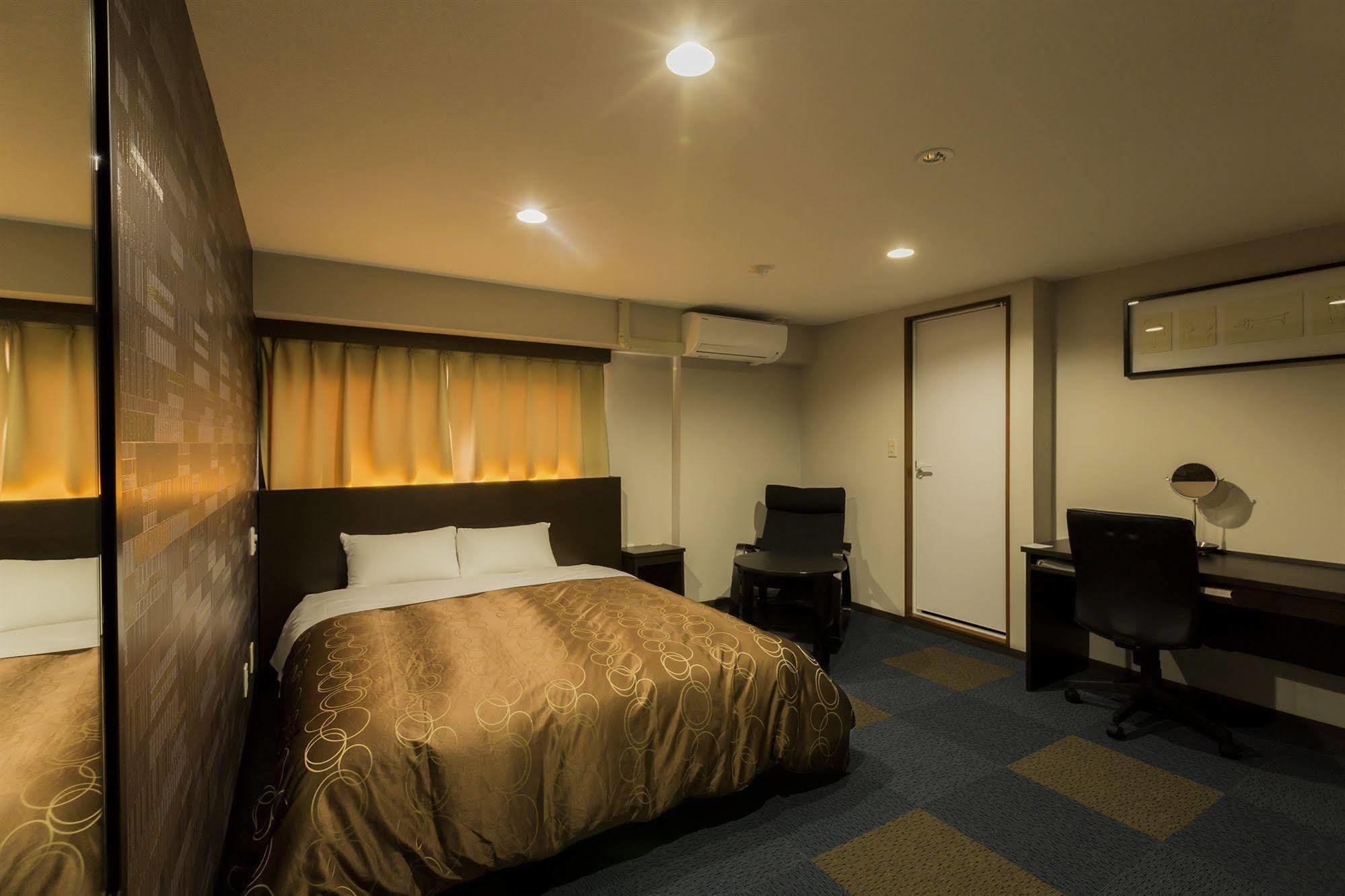 Business Hotel Ban Токио Экстерьер фото